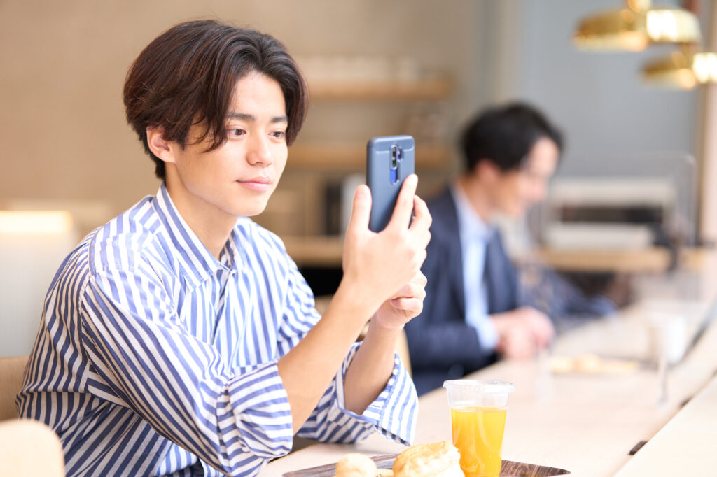 アートプロ有限会社のSNSマーケターのイメージ画像です。